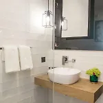 Хотел реверанс бутик