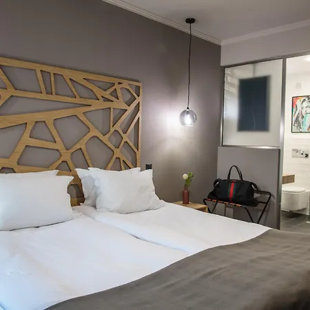 Reverence Boutique Hotel 3*