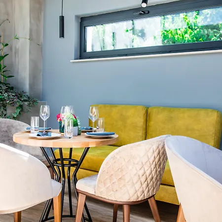 реверанс бутик 3*