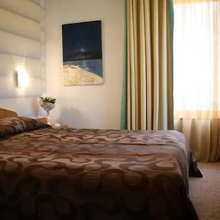 Хотел реверанс бутик