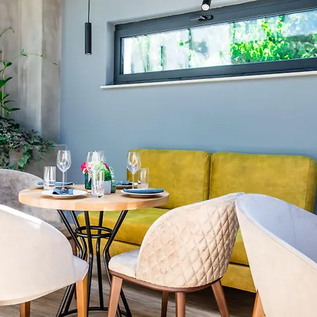 Reverence Boutique Szálloda