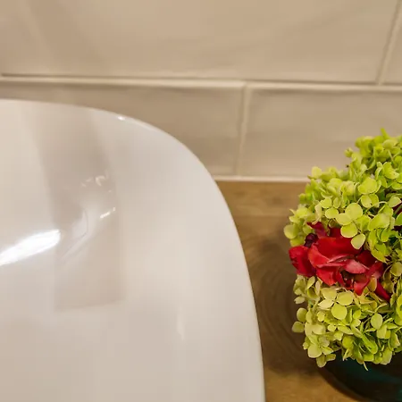 реверанс бутик Хотел Варна