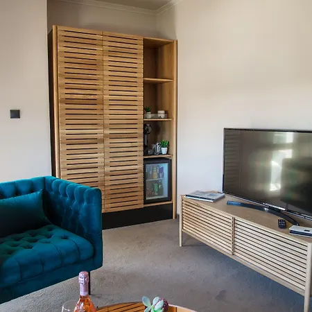 реверанс бутик 3* Варна