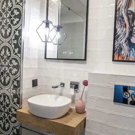 реверанс бутик 3*