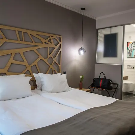 Reverence Boutique Hotel 3*