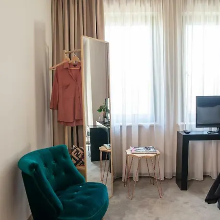 Reverence Boutique Hotel 3*