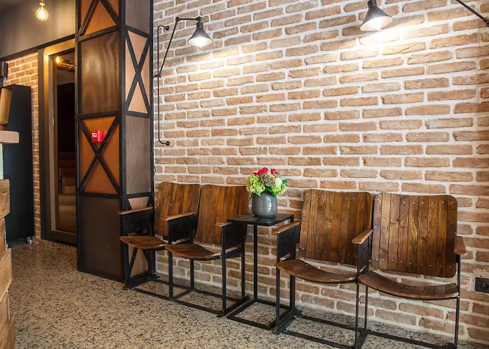 Reverence Boutique Hotell 3*