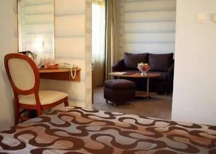 Reverence Boutique Hotell