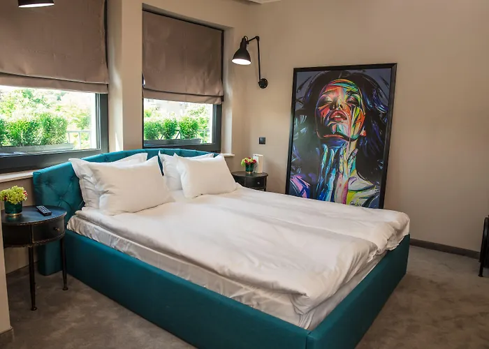 Reverence Boutique Hotell